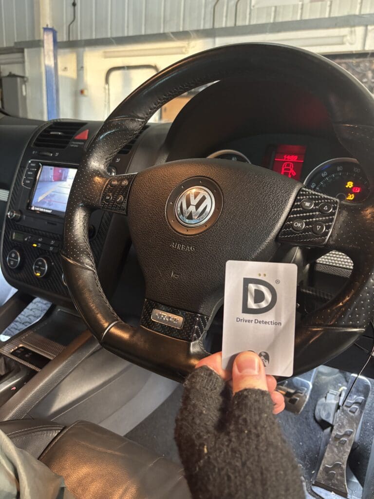 vw-golf-r32-imob-tracker-installation-birmingham